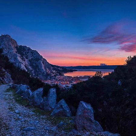 Center Apartment Pia Omiš Esterno foto