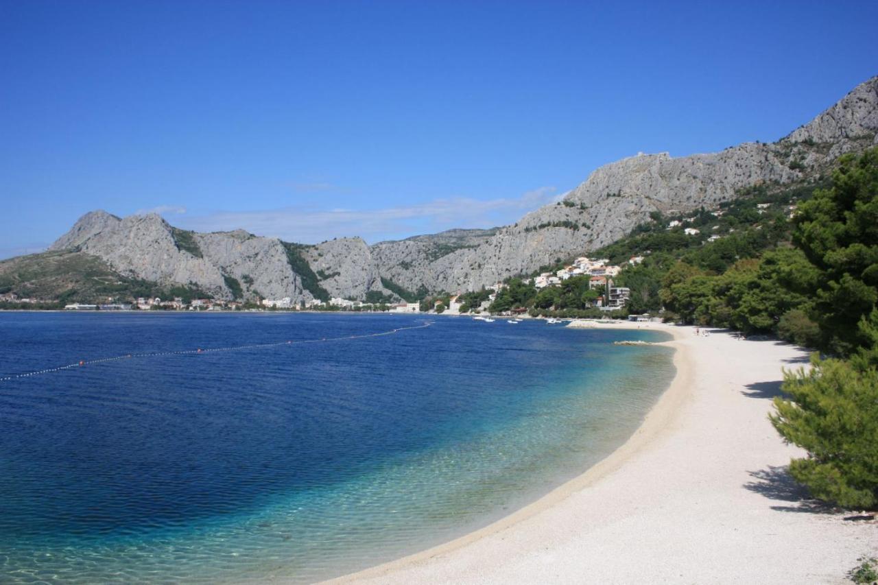 Center Apartment Pia Omiš Esterno foto