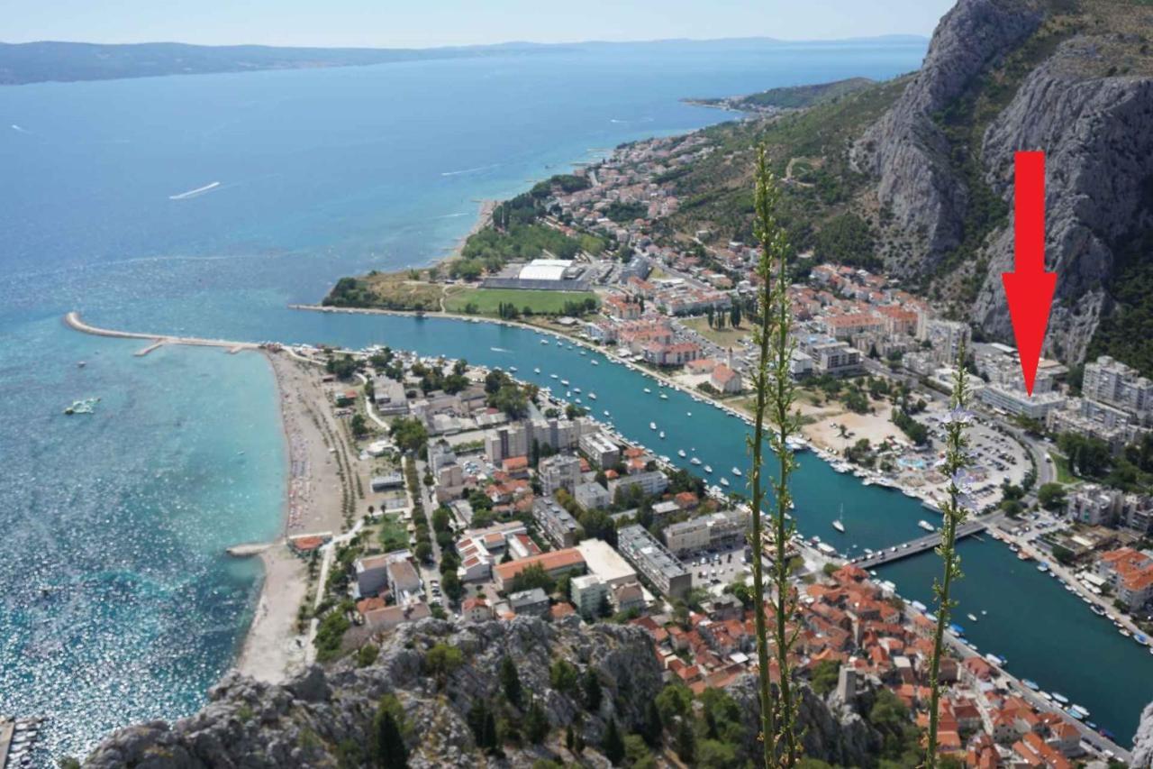 Center Apartment Pia Omiš Esterno foto