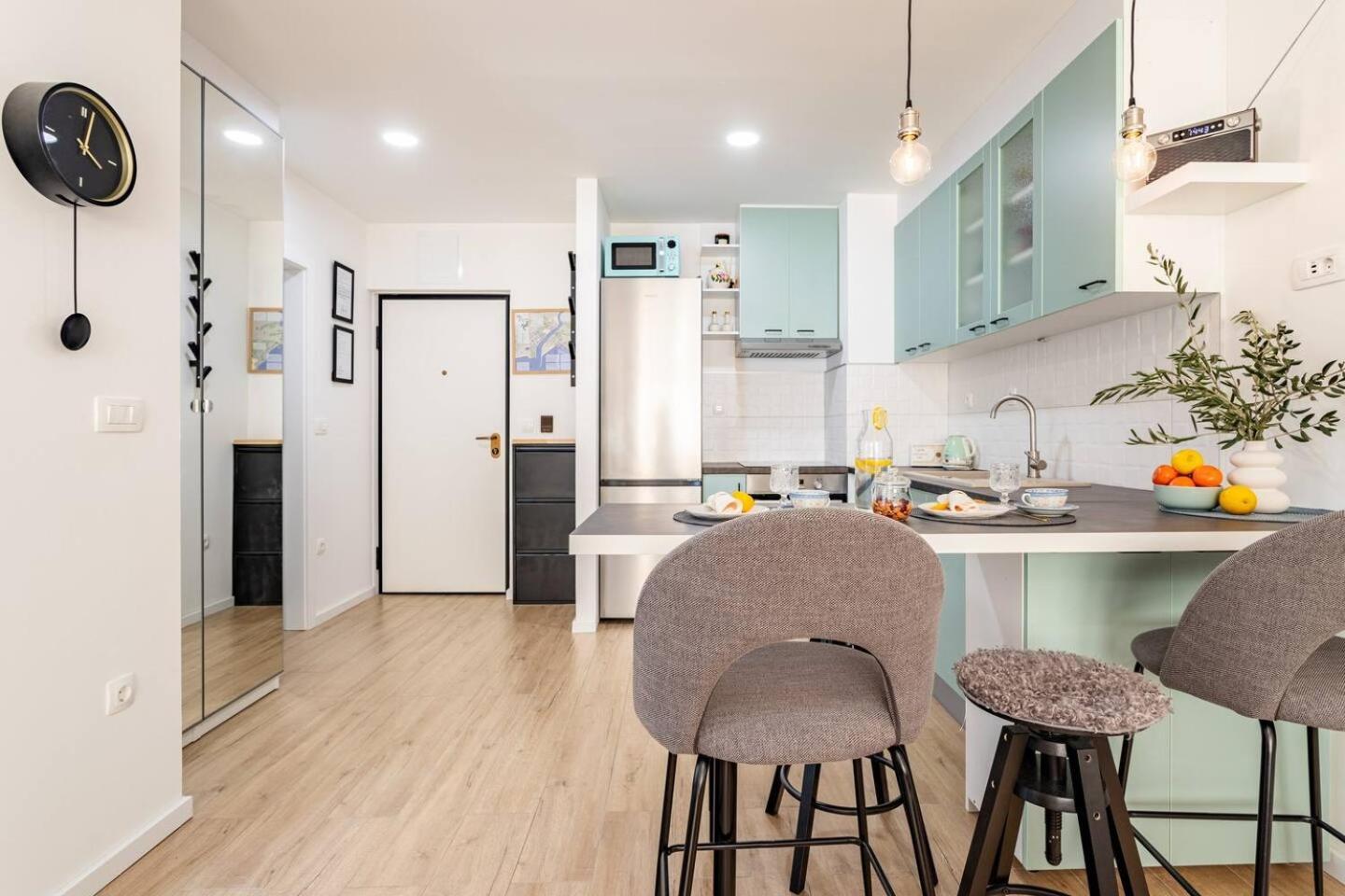Center Apartment Pia Omiš Esterno foto