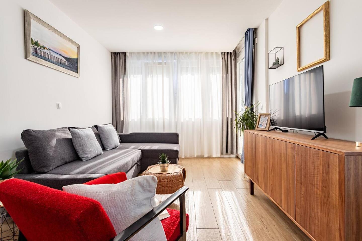 Center Apartment Pia Omiš Esterno foto